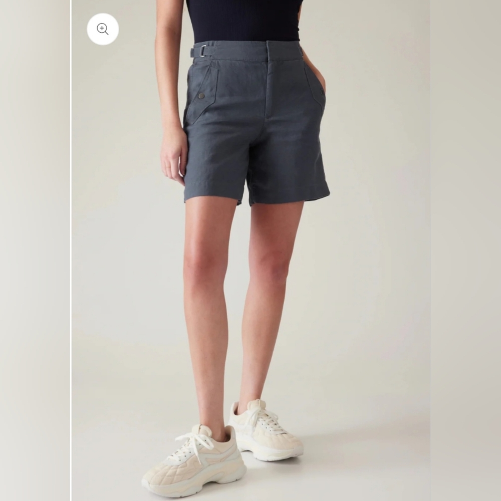 020 - NWT Athleta Voyager Linen Short Size 4